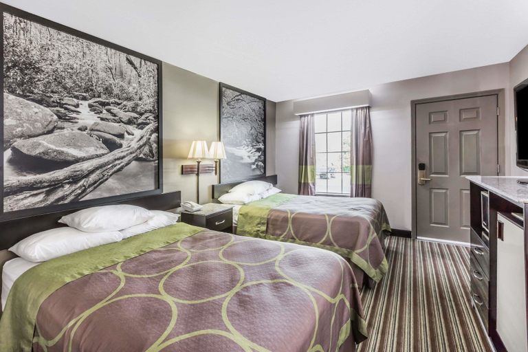 Bedroom 3, Super 8 By Wyndham Clinton, Anderson