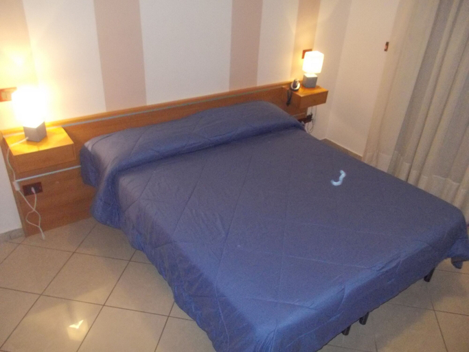 Bedroom 3, Royal Hotel Montevergine, Avellino