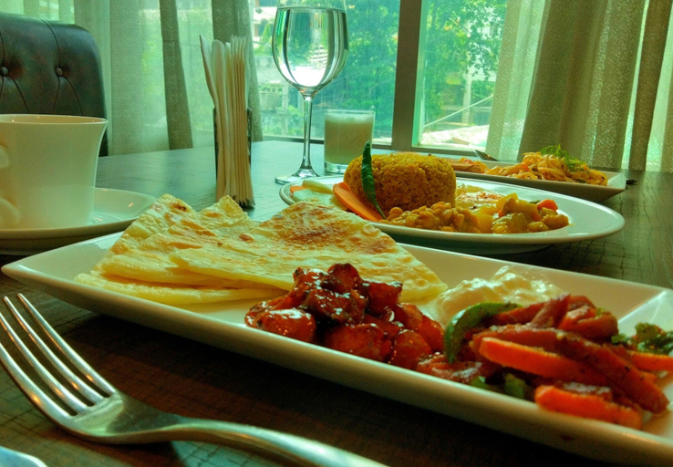 Food & Drinks 5, Royal Inn Dhaka, Dhaka