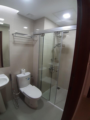 Bathroom, Apennines Condominium, Phnom Penh