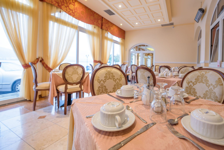 Food & Drinks 5, Hotel Kastoria, West Macedonia