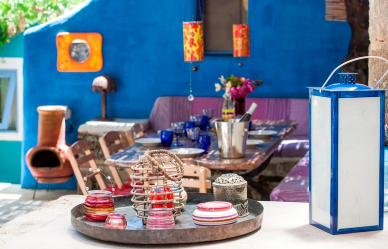 Food & Drinks 5, Dream House, South Aegean