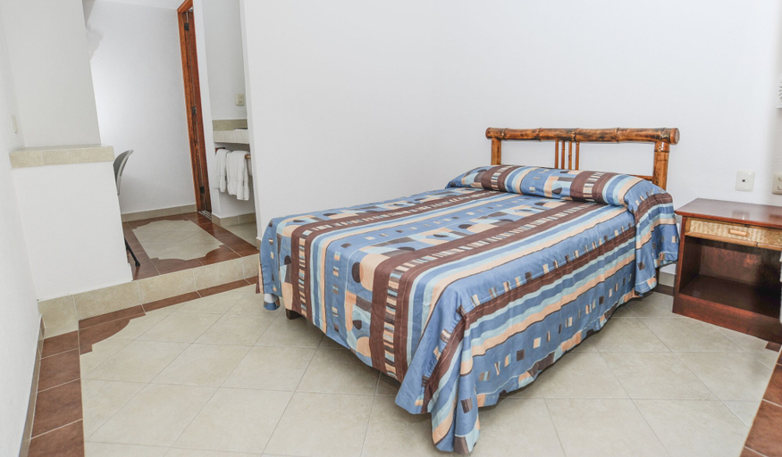 Bedroom 3, Hotel Suites Ixtapa Plaza, José Azueta