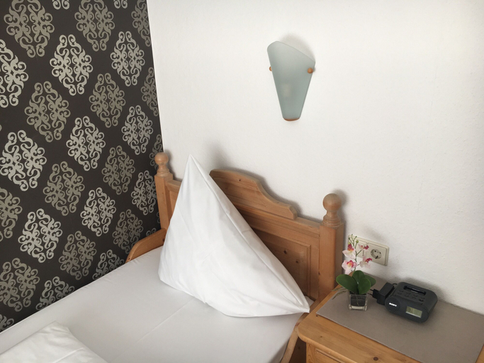 Bedroom 3, Hotel zur Pfalz, Rhein-Neckar-Kreis