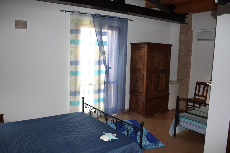 Bedroom 3, Egesta Mare B&B, Trapani