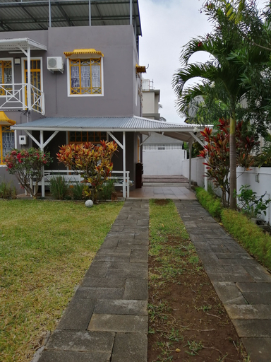 Exterior & Views 2, SBE Villa, Black River