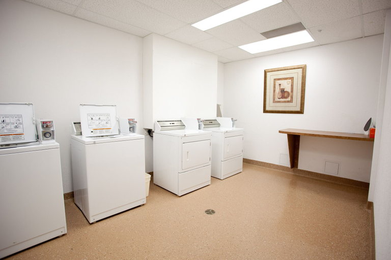 Others 5, Best Western Diamond Inn, Division No. 5
