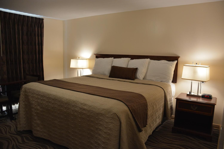 Bedroom 3, Liberty Inn, Middlesex