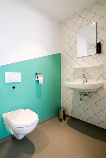 Bathroom 4, Via Amsterdam - Hostel, Diemen