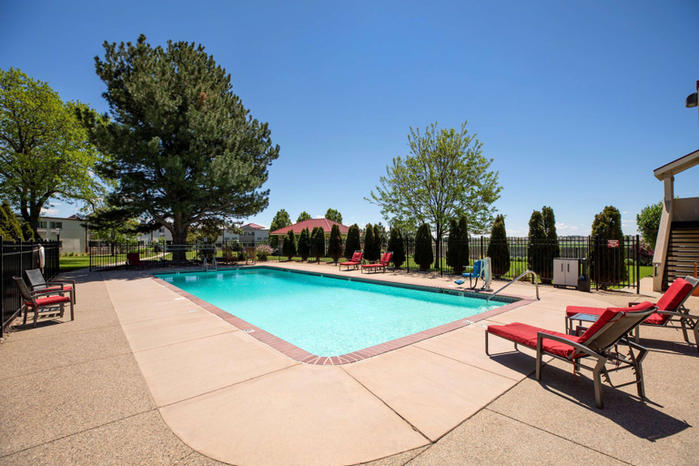 Sport & Beauty 5, Best Western Plus Loveland Inn, Larimer