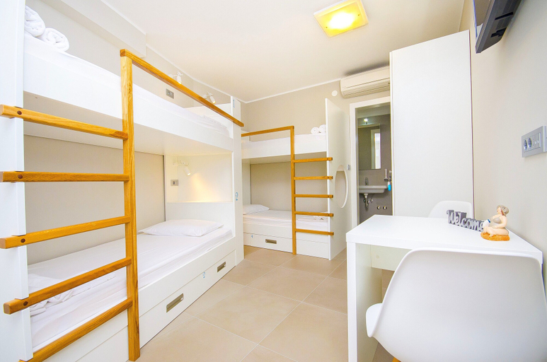 Bedroom 3, Hostel Dvor, Split