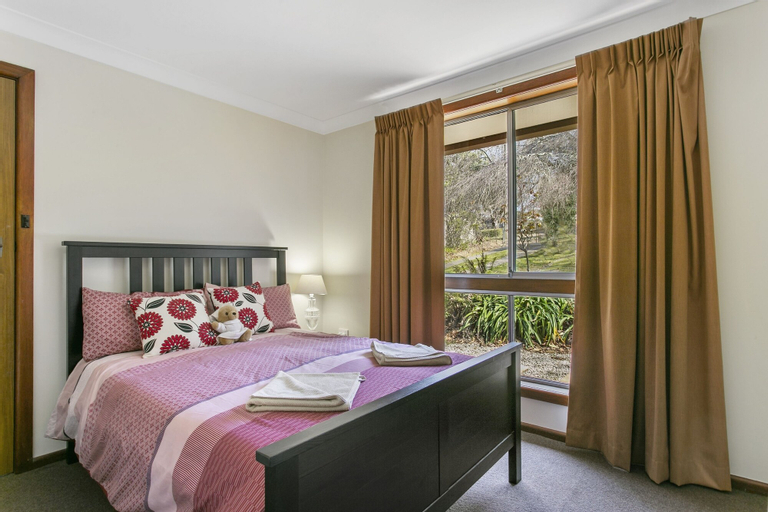 Bedroom 2, Wentworth Rose, Blue Mountains