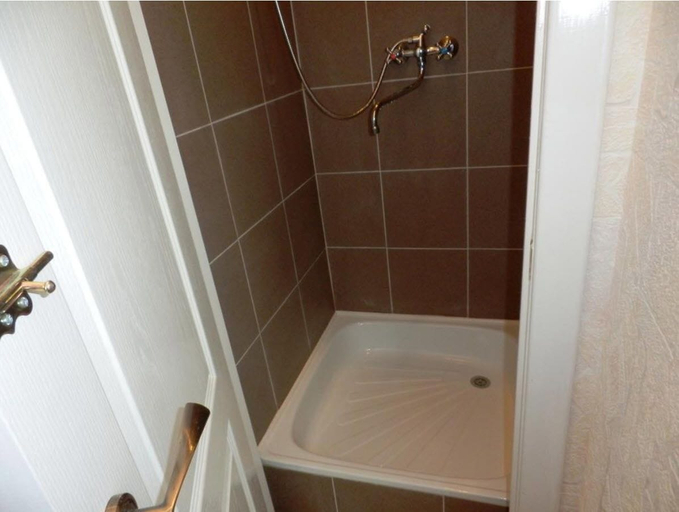 Bathroom 2, Yourhostel Podol, Podil's'kyi