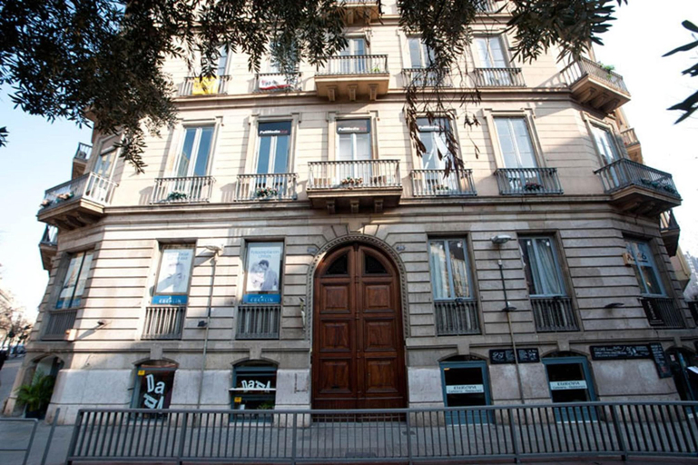 Exterior & Views 2, Hostal Bcn 46, Barcelona