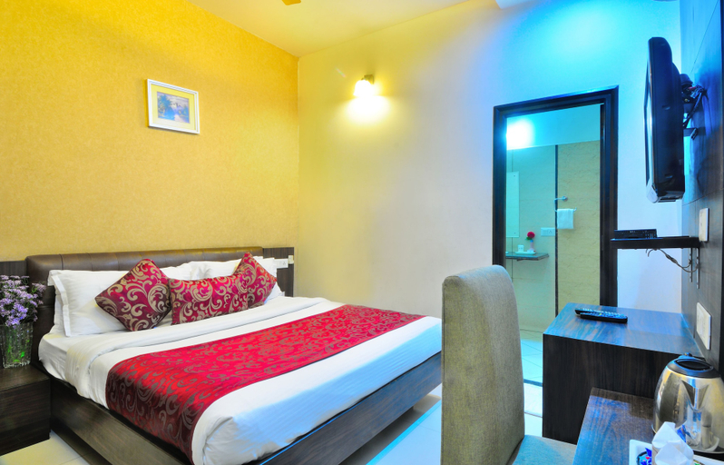 Bedroom 3, Hotel Central Park, Chandigarh
