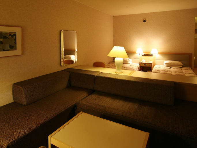Bedroom 4, Hotel Tangram, Shinano