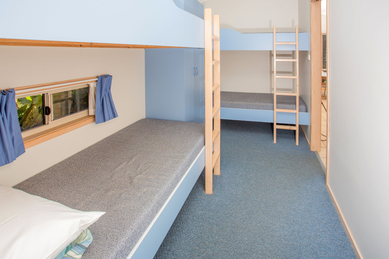 Bedroom 3, BIG4 Moruya Heads Easts Dolphin Beach Holiday Park, Eurobodalla