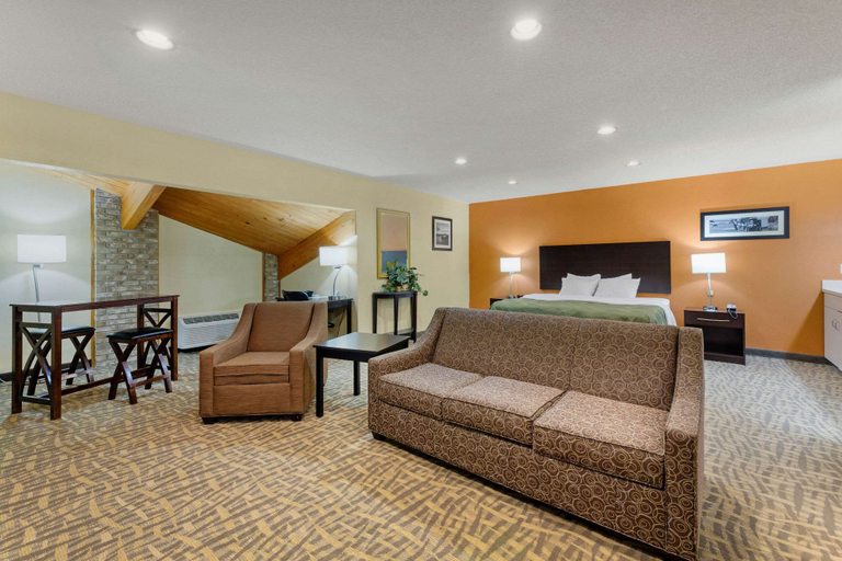 Others 5, Quality Inn Wooster, Wayne