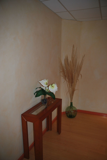 Others 4, Hotel Canabal, Lugo