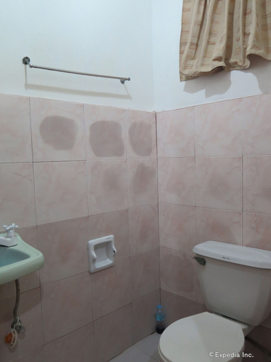 Bathroom 4, Muro Ami Beach Resort, Panglao