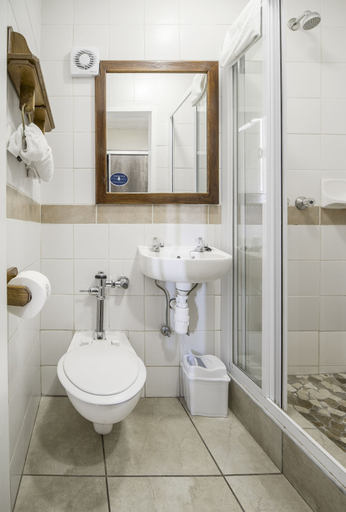 Bathroom 5, Hotel 224 and Apartments, City of Tshwane
