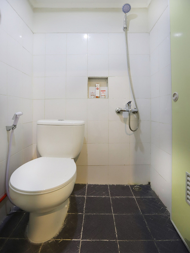 Bathroom 4, Hotel O Alfa Guest House, South Tangerang