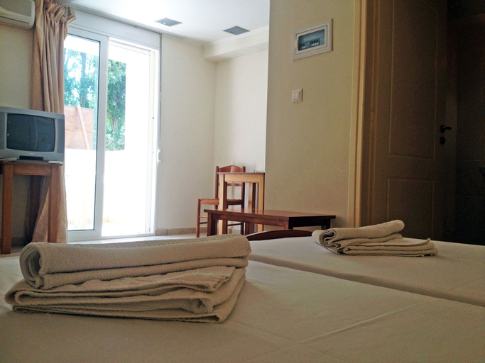 Bedroom 4, Semiramis Suites, Crete