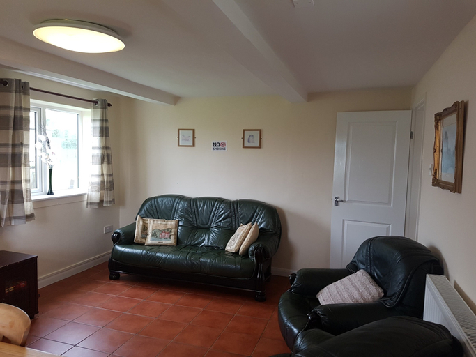 Others 3, Lynden Cottage, Lincolnshire