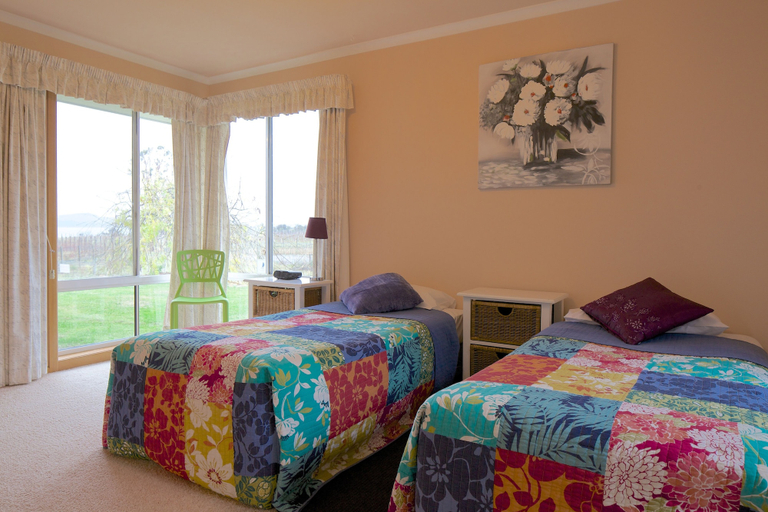 Bedroom 2, Riversdale Estate Cottages, Clarence