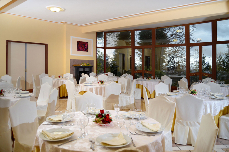 Food & Drinks 5, Royal Hotel Montevergine, Avellino