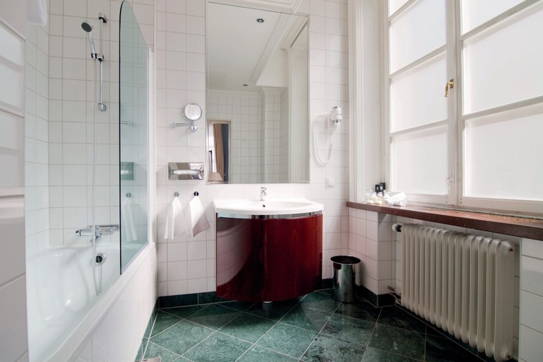 Bathroom 5, Elite Plaza Hotel Göteborg, Göteborg
