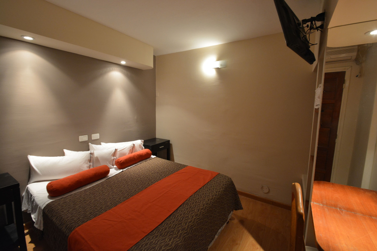 Bedroom 2, Piazza Hotel, Santa María