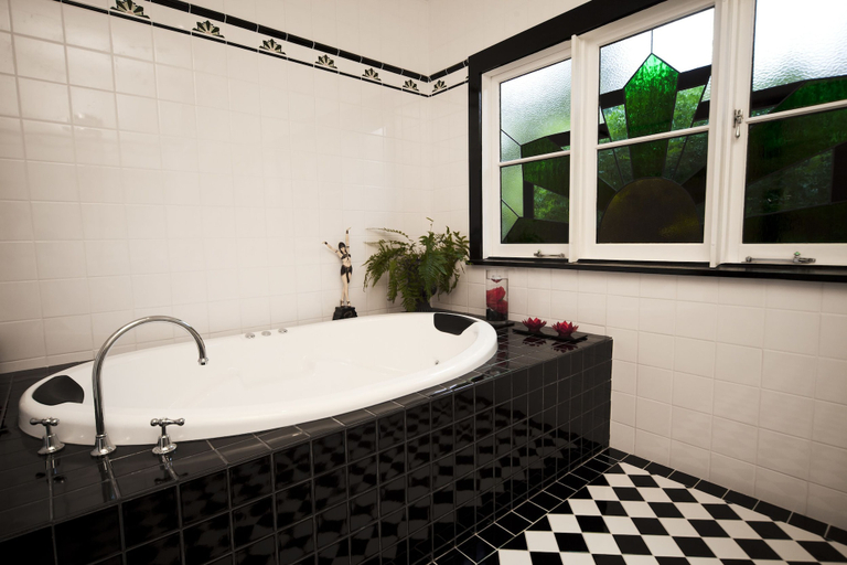 Bathroom 3, Strawberry Patch, Blue Mountains