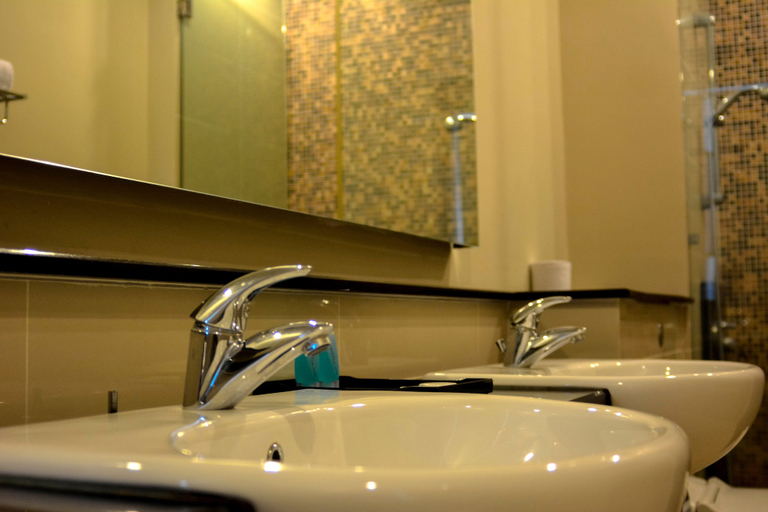 Bathroom 4, The Manor Luxury Suites & Apartments, Kuala Lumpur