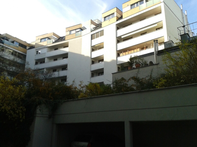 Exterior & Views, Eine Wohnung mit etwas Luxus, Wien