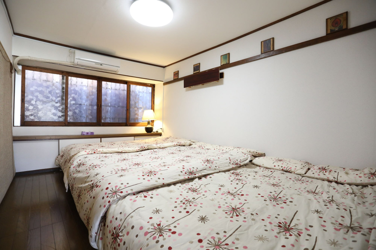 Bedroom 2, L House, Osaka
