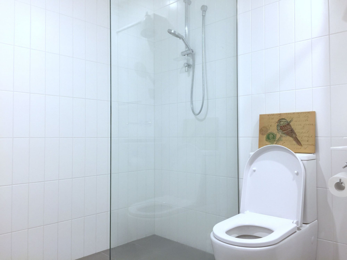 Bathroom 4, Brand New Stunning Home with Garden, Melbourne