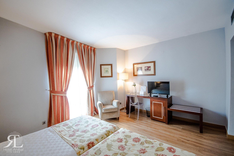 Bedroom 2, Rl Anibal, Jaén