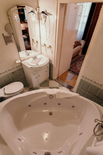 Bathroom 4, Tisza Hotel, Szeged