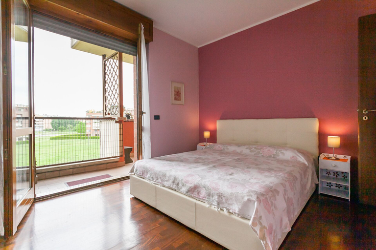 Room 2, Bollate - Via Dante 33, Milano