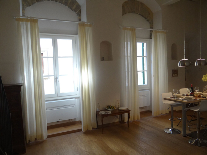 Others 4, Parione Apartment, Florence