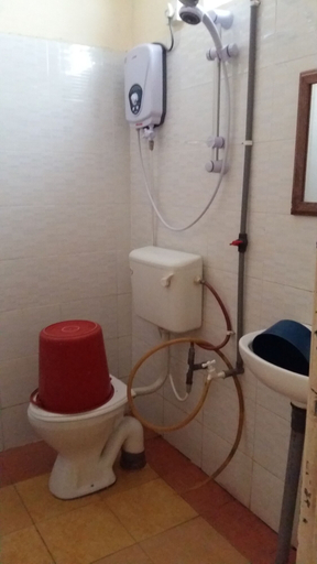 Bathroom 3, Johan's Place, Mersing