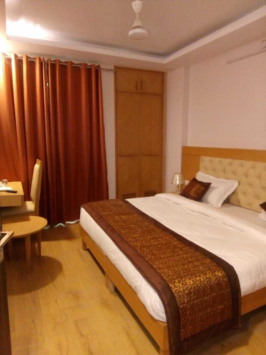 Bedroom 4, Mira International, Delhi