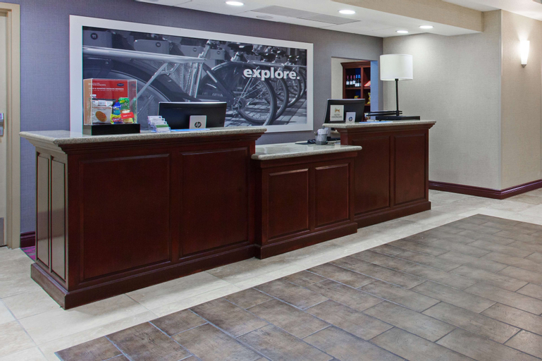 Public Area 3, Hampton Inn & Suites Oakland Airport-Alameda, Alameda
