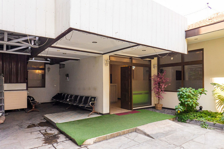 Exterior & Views 2, RedDoorz near Alun Alun Bandung 2, Bandung