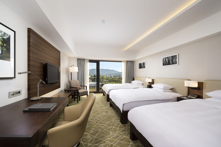 Bedroom 3, Hilton Gyeongju, Gyeongju