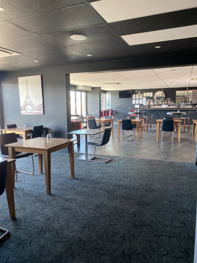 Food & Drinks 4, Black Rock Inn, Duaringa