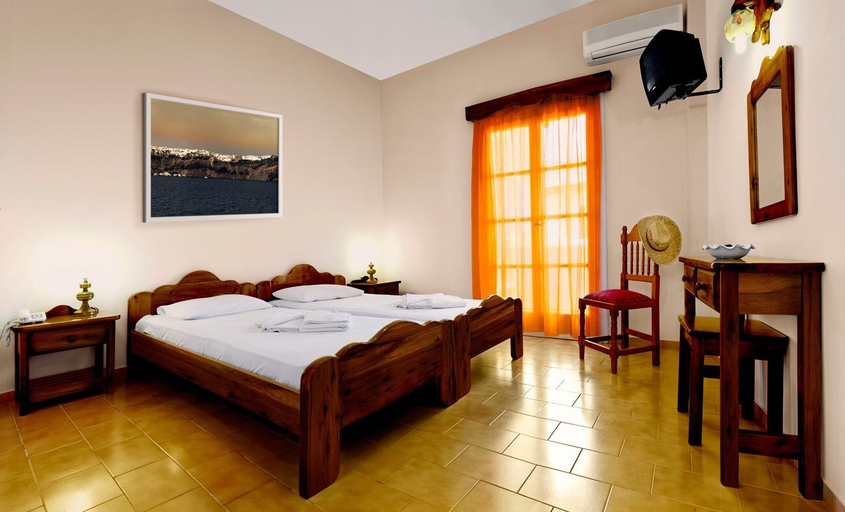 Bedroom 4, Dolphins, South Aegean