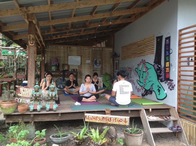 Food & Drinks, Kahanamoku Bed & Breakfast, Baler
