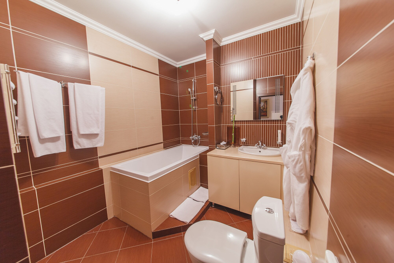 Bathroom 3, Mer-o-tell, Krasnodar gorsovet